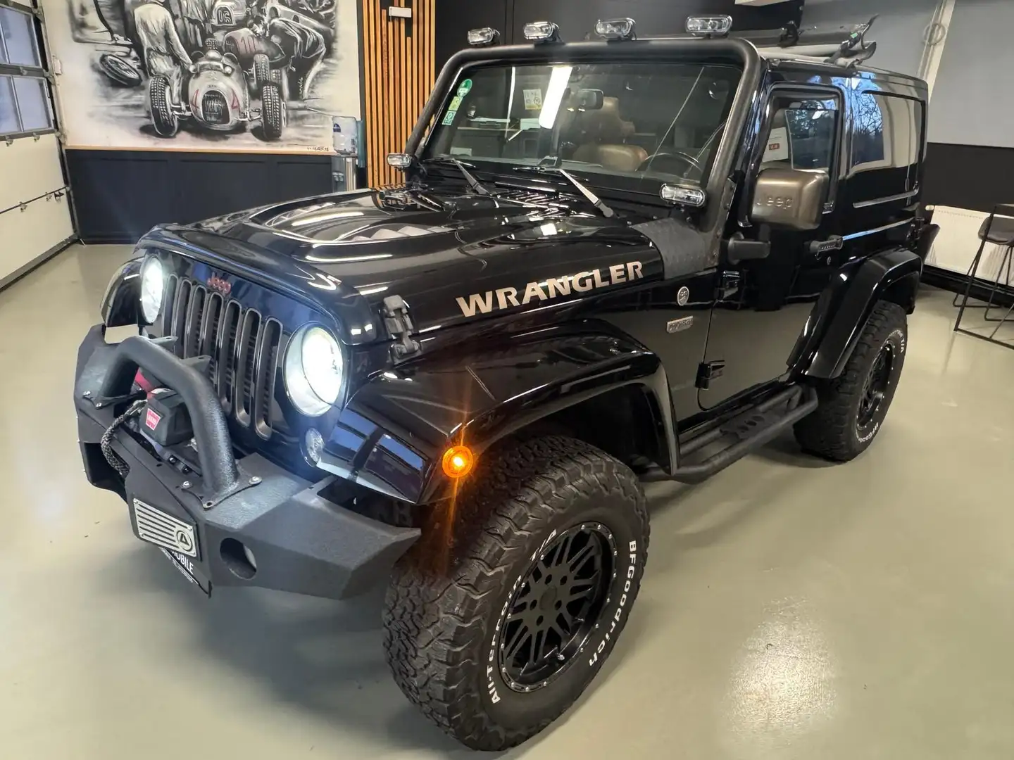Jeep Wrangler 2.8 CRD KAT OFFROAD SEILWINDE ALL-TERRA Schwarz - 1