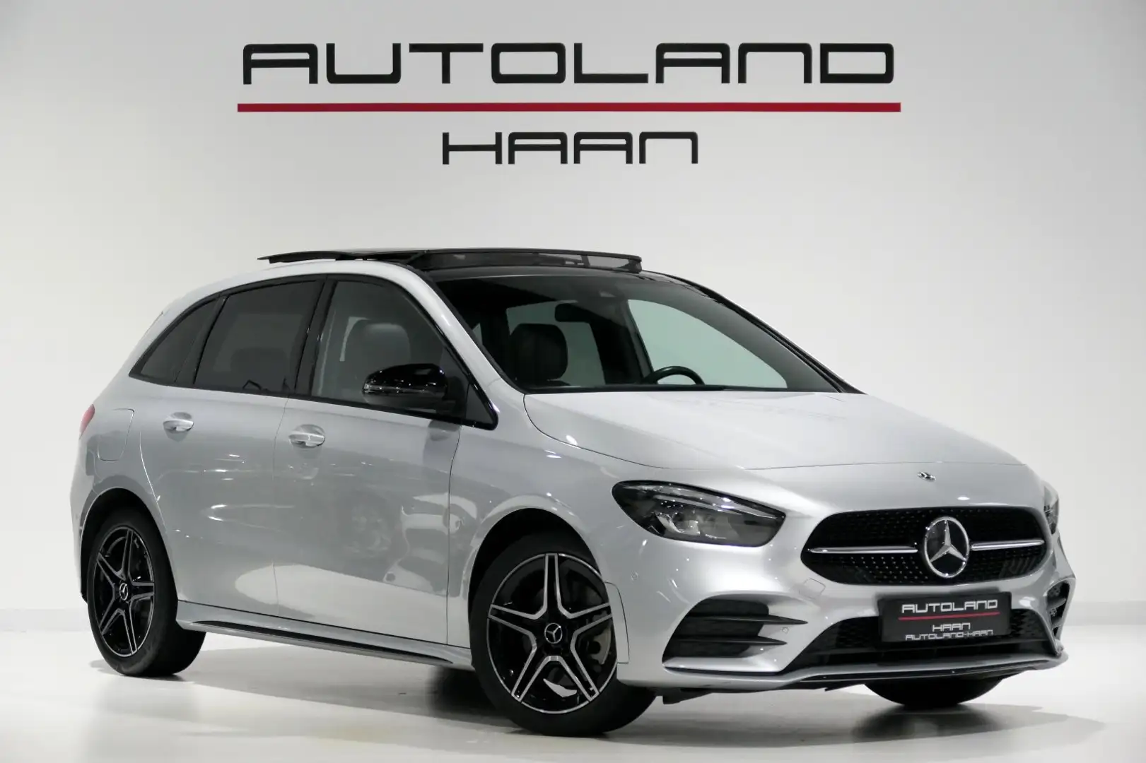 Mercedes-Benz B 250 B250e AMG Line *Pano*Leder*Night*Kamera*AHK*LED* Silber - 2