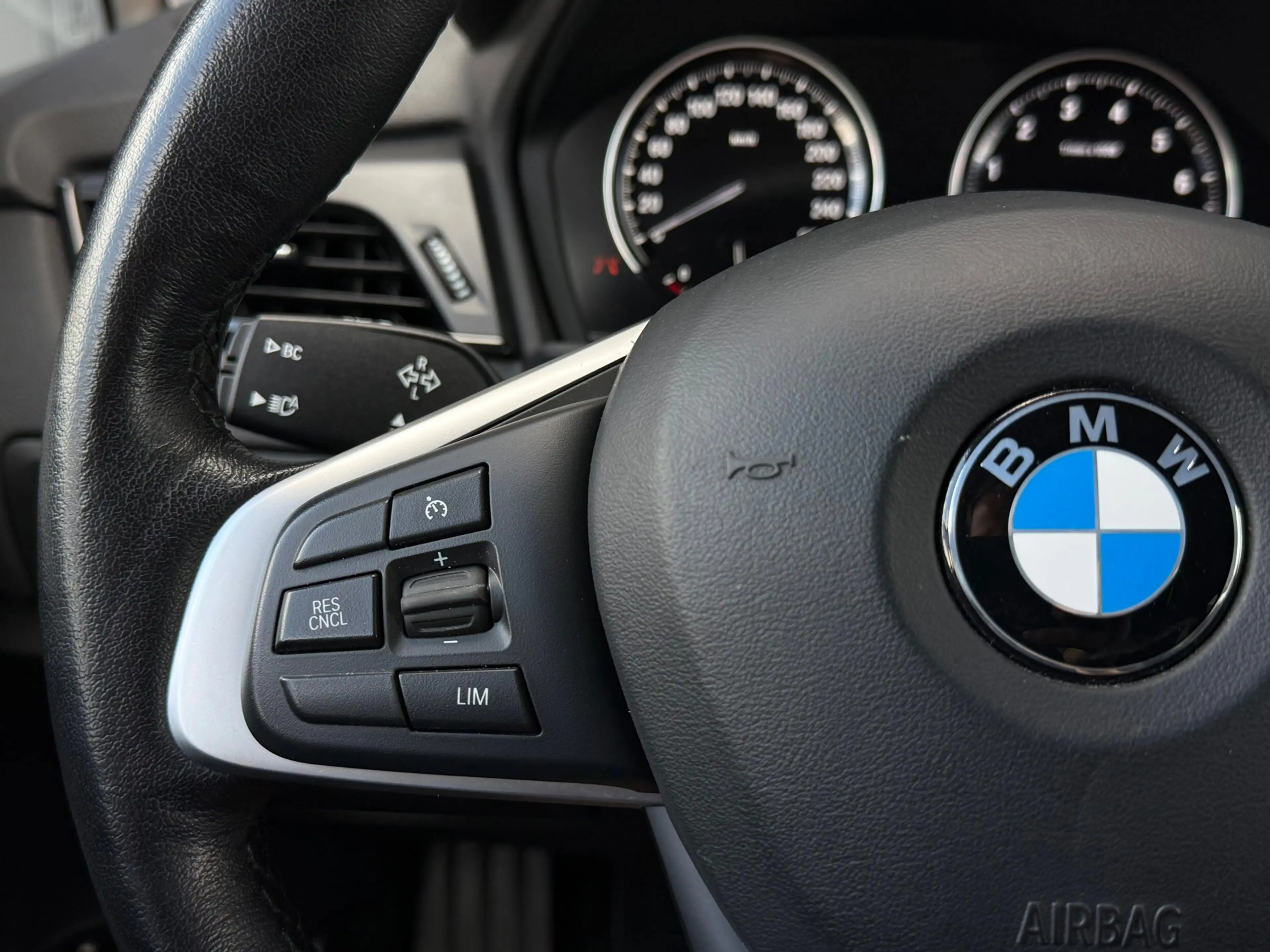 BMW 225 2-serie Active Tourer 225xe iPerformance High Exec — photo 17