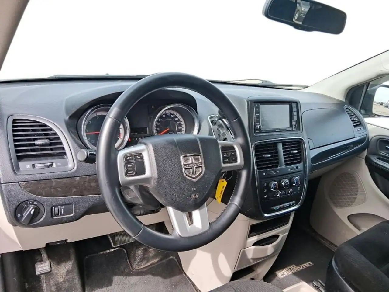 Dodge Grand Caravan снимка Dodge Grand Caravan