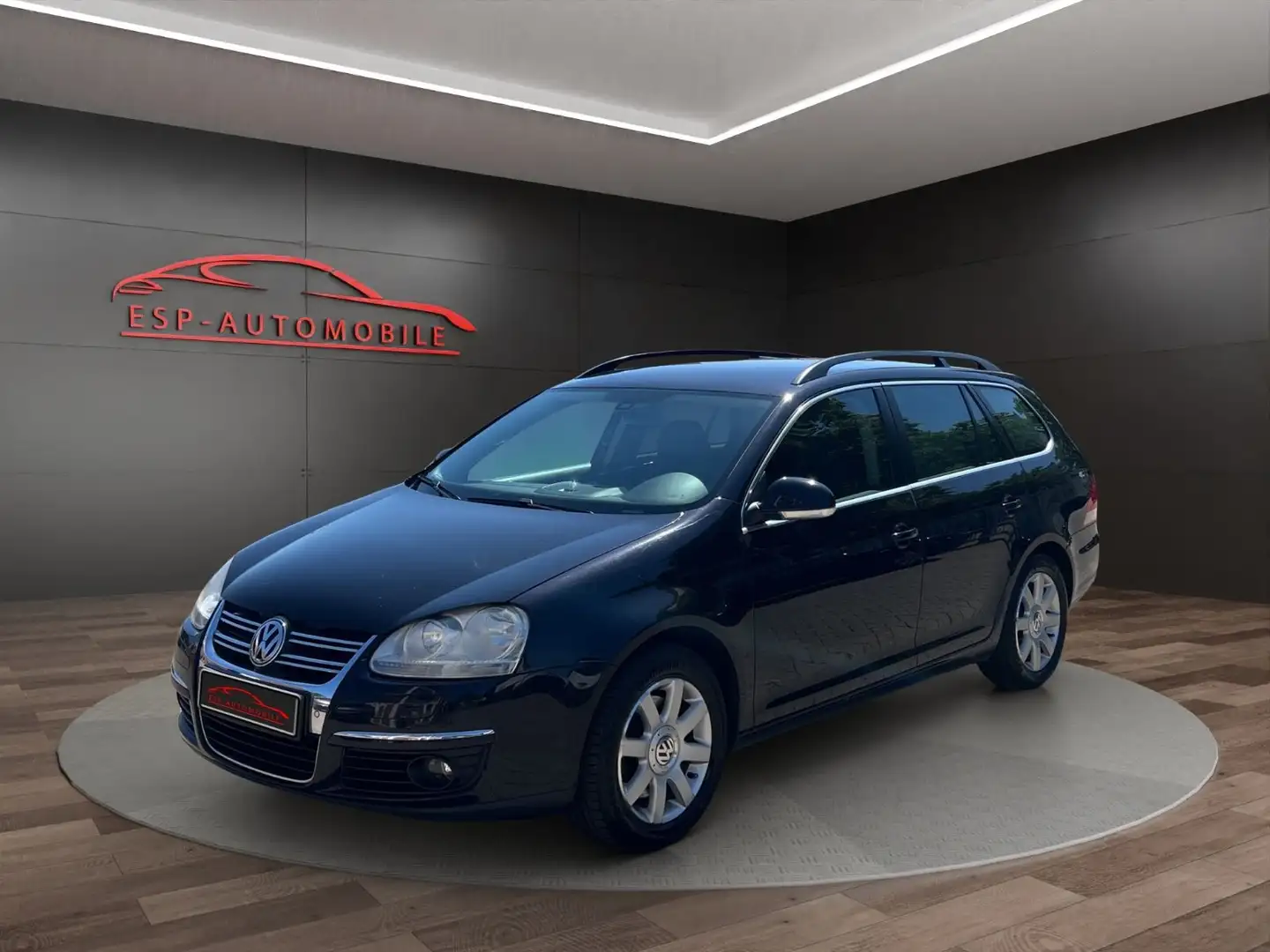 Volkswagen Golf V 2.0 TDI Variant*AHK*PDC*SHZ*NAVI*KLIMA Zwart - 1