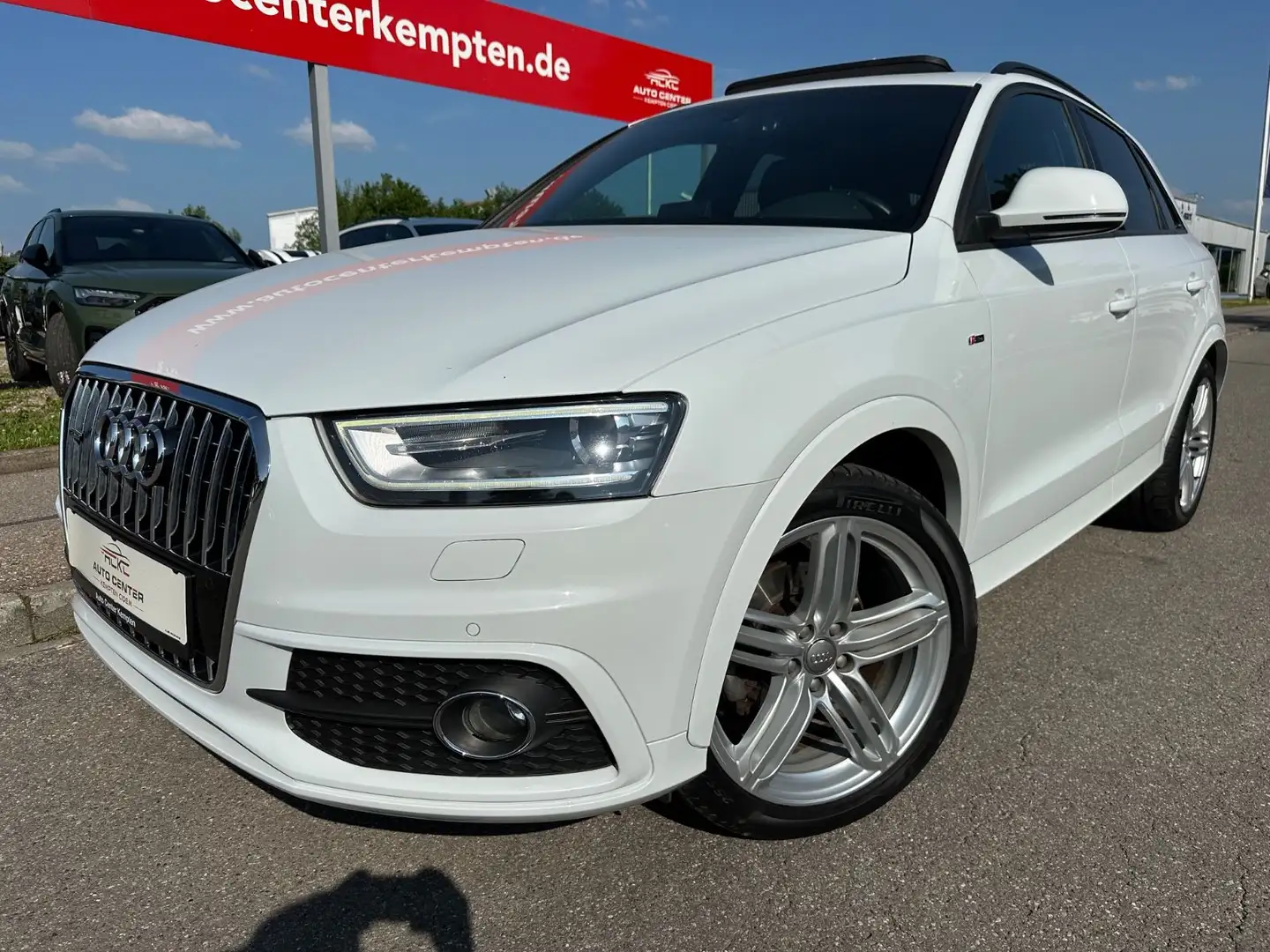 Audi Q3 2.0 TFSI quattro S line Sport*Pano*Keyless* Weiß - 1