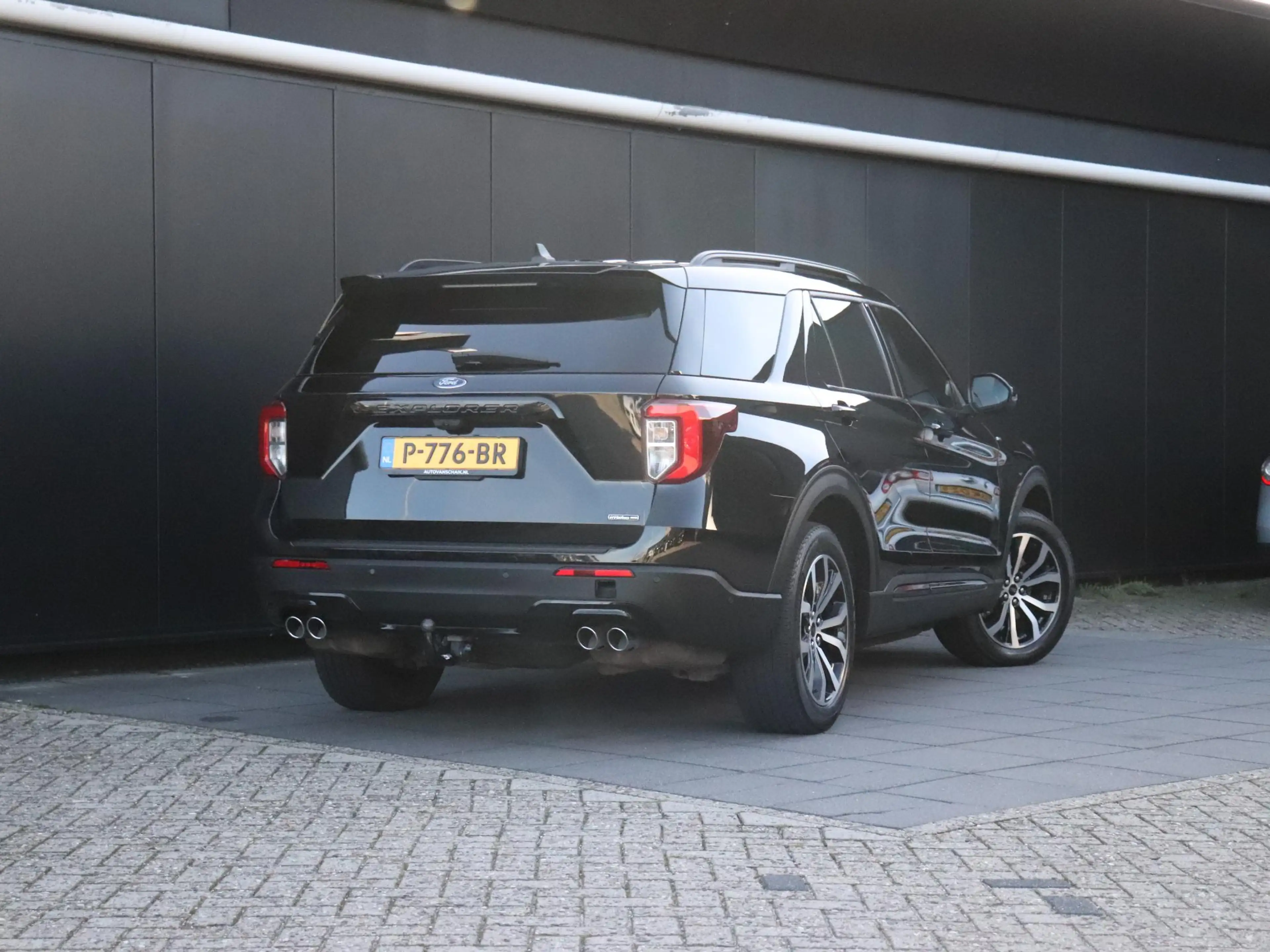 Ford Explorer 3.0 V6 EcoBoost PHEV ST-Line | 7 PERS. | LEDER | M — photo 3
