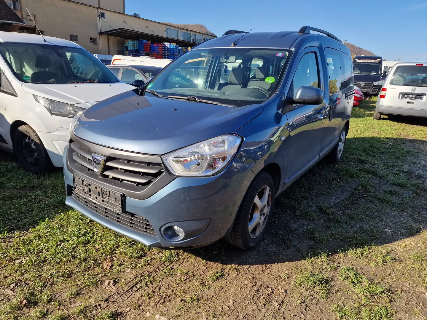 Dacia Dokker Laureate - 1