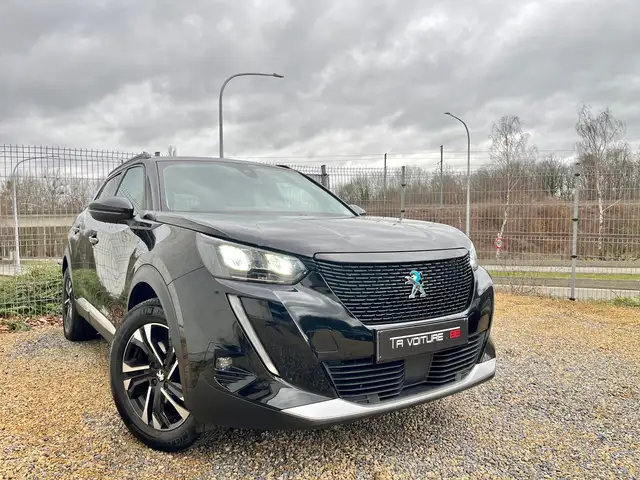 Peugeot e-2008 50 kWh Allure Pack COCKPIT/LED/CARPL/NAV/CAME/ACC