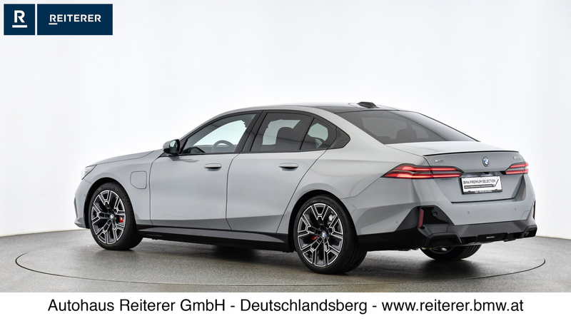 BMW 550 e xDrive *M-Sportpaket Pro *Panoramadach *AHK — photo 4