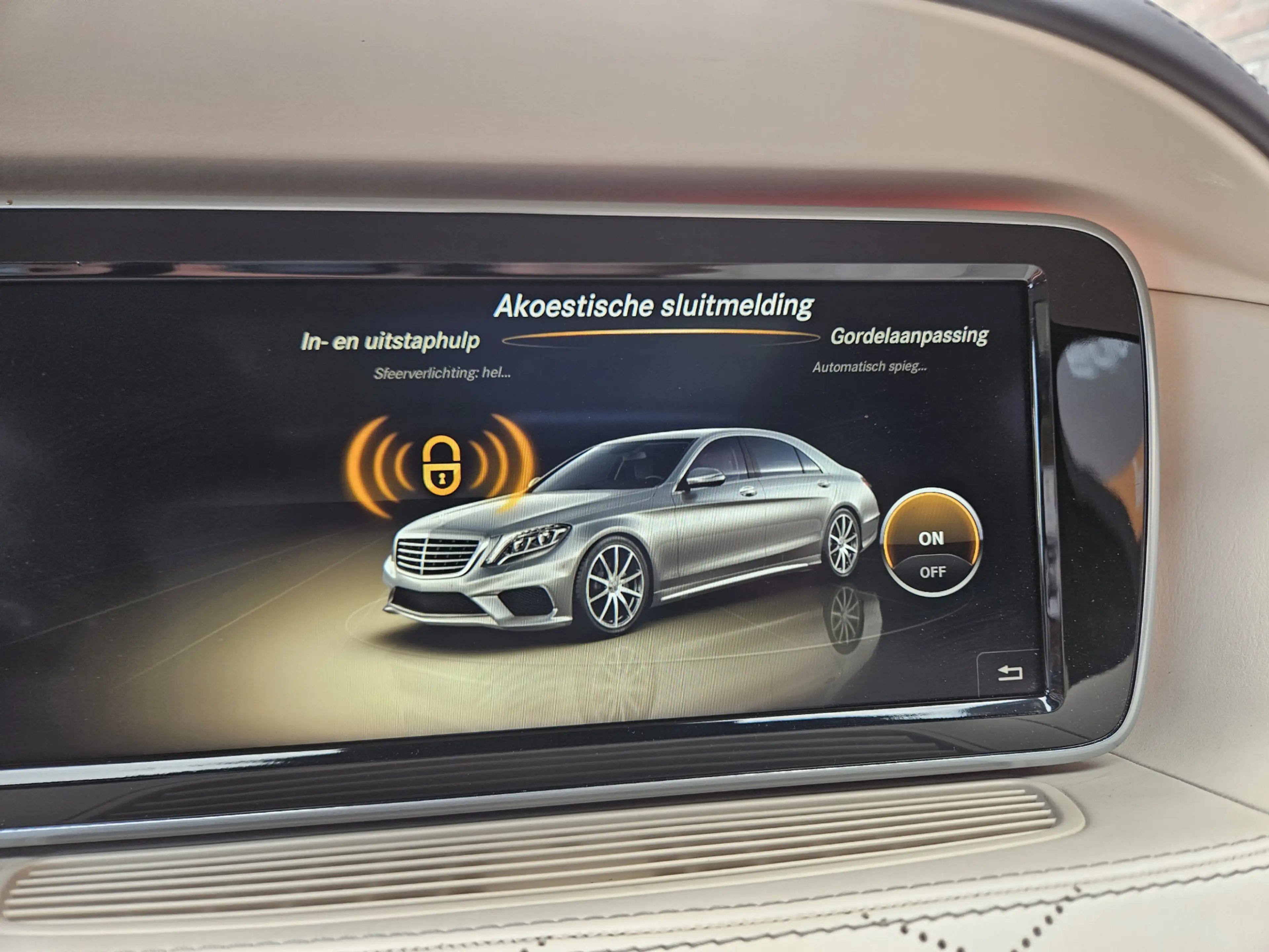 Mercedes-Benz S 63 AMG 4Matic Lang — photo 19