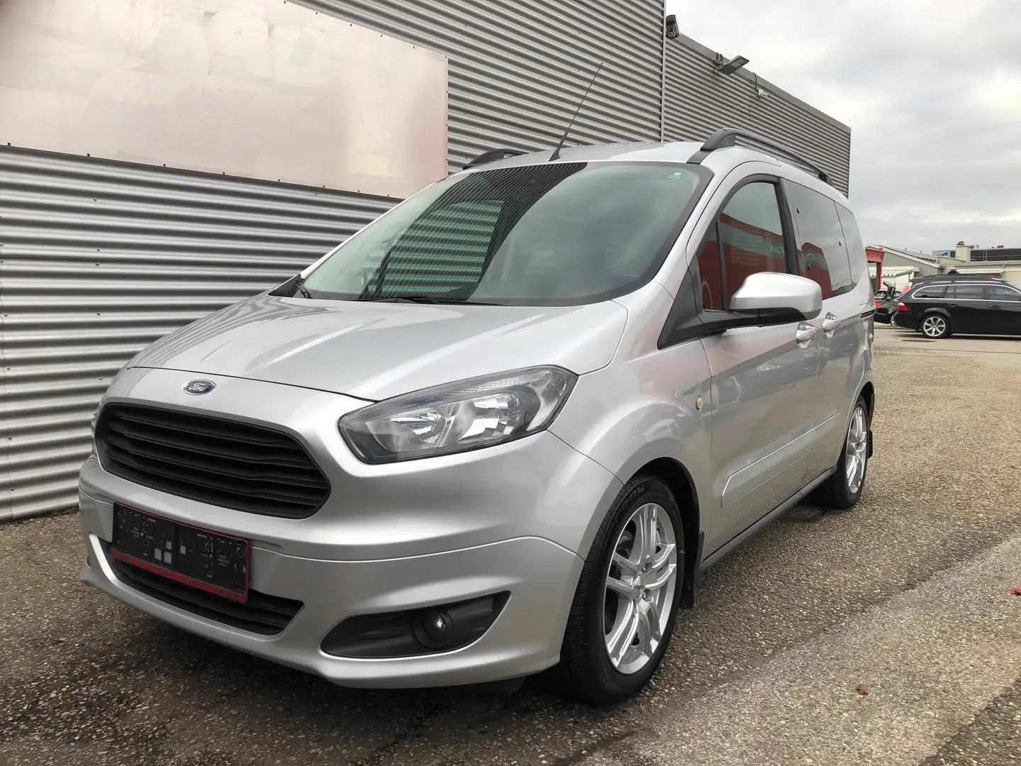 Ford Tourneo Courier TOP ZUSTAND#GUTE AUSSTATTUNG#SERVICEHEFT# Argent - 1