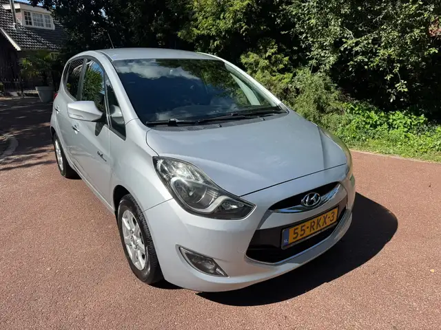 Hyundai Ix20 view 9