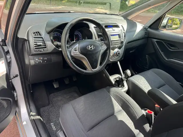 Hyundai Ix20 view 10