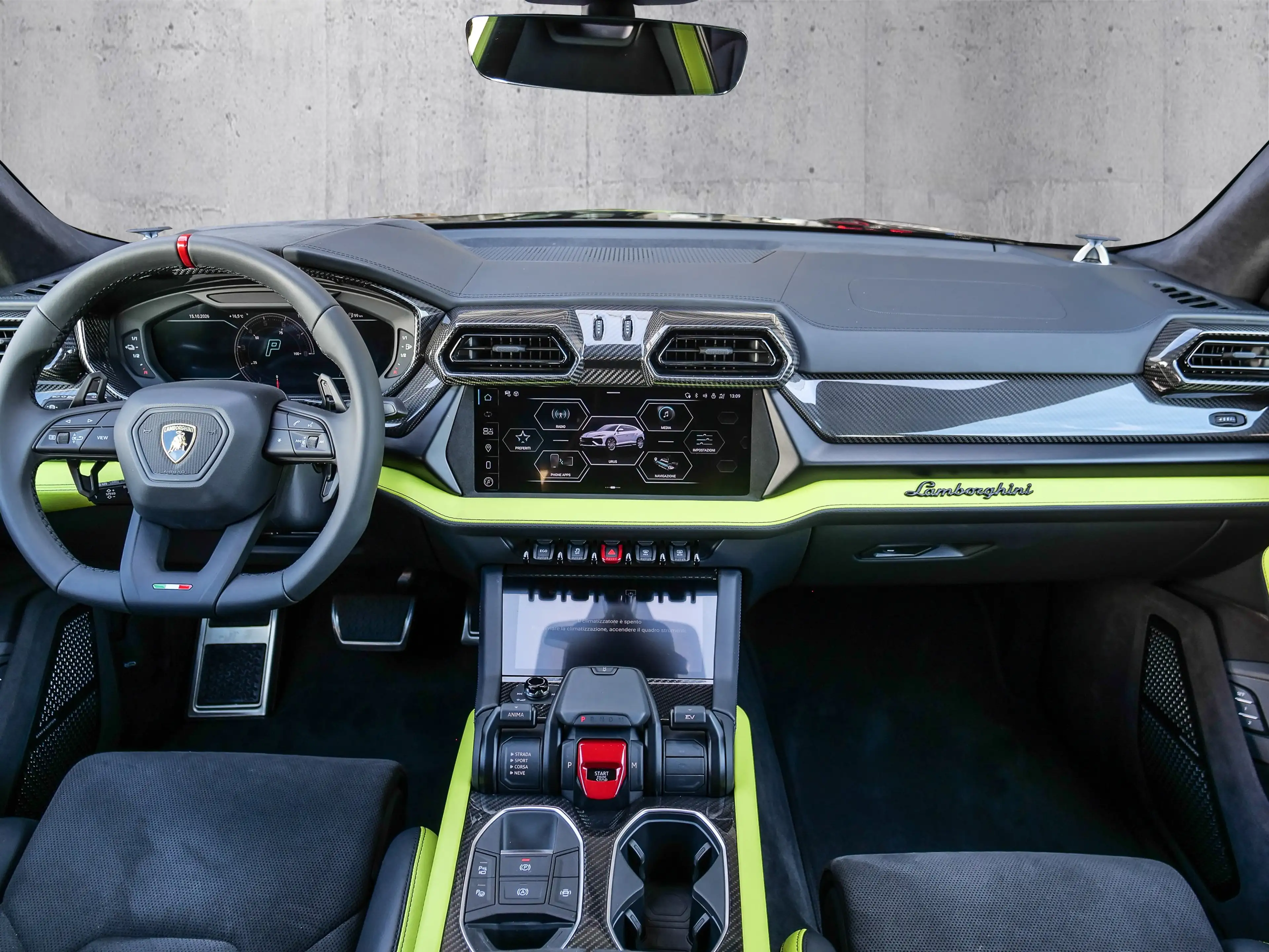 Lamborghini Urus SE Nero Noctis, Ambient Light — photo 7