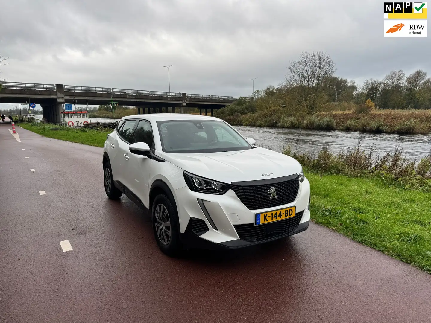 Peugeot 2008 1.2 PureTech Active|1e eig.|Goed onderh.| Wit - 1