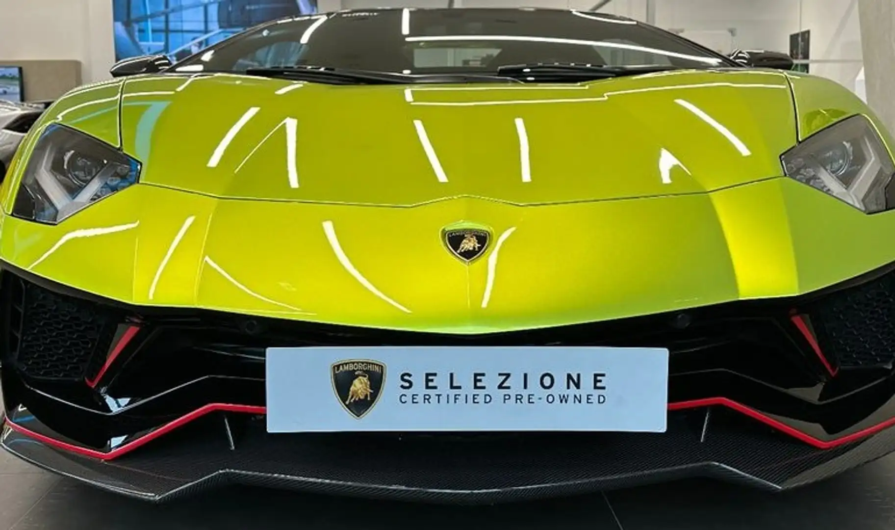 Lamborghini Aventador Descapotable Automático de 3 Puertas Verde - 2
