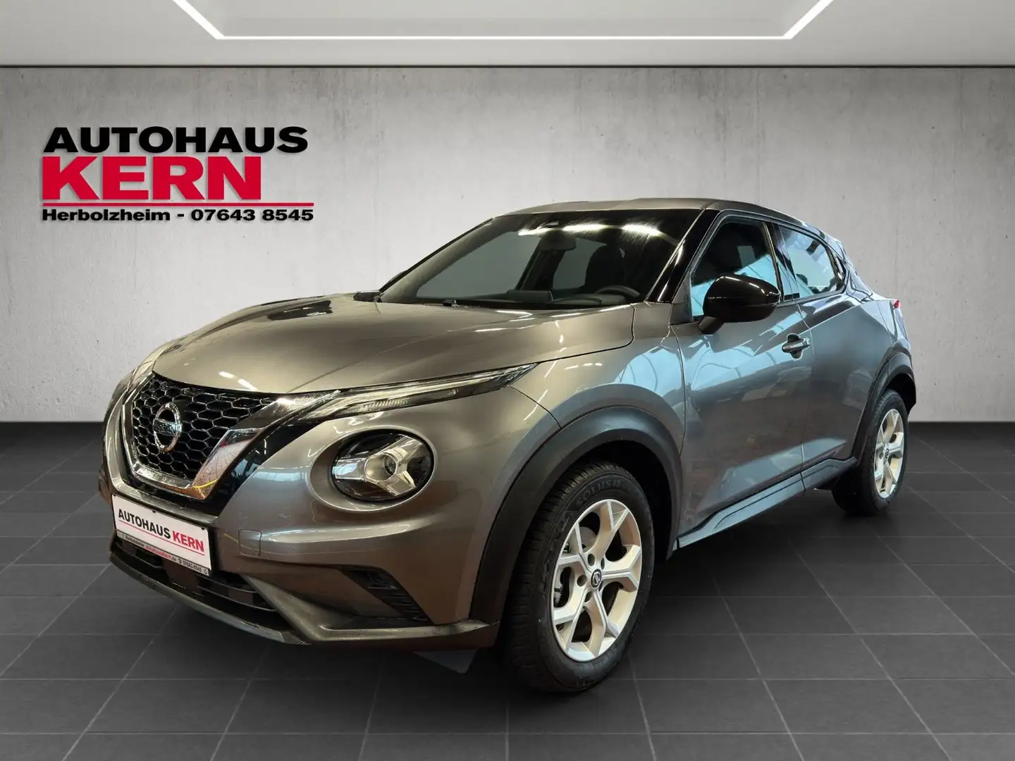 Nissan Juke 1.0 DIG-T Acenta "Navi,Kamera,Sitzheizung" Grau - 1