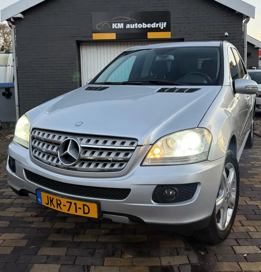 Mercedes-Benz ML 350 M-klasse *Clima*Camera*Navi*Led*Leer*Schuifdak* Gris - 1