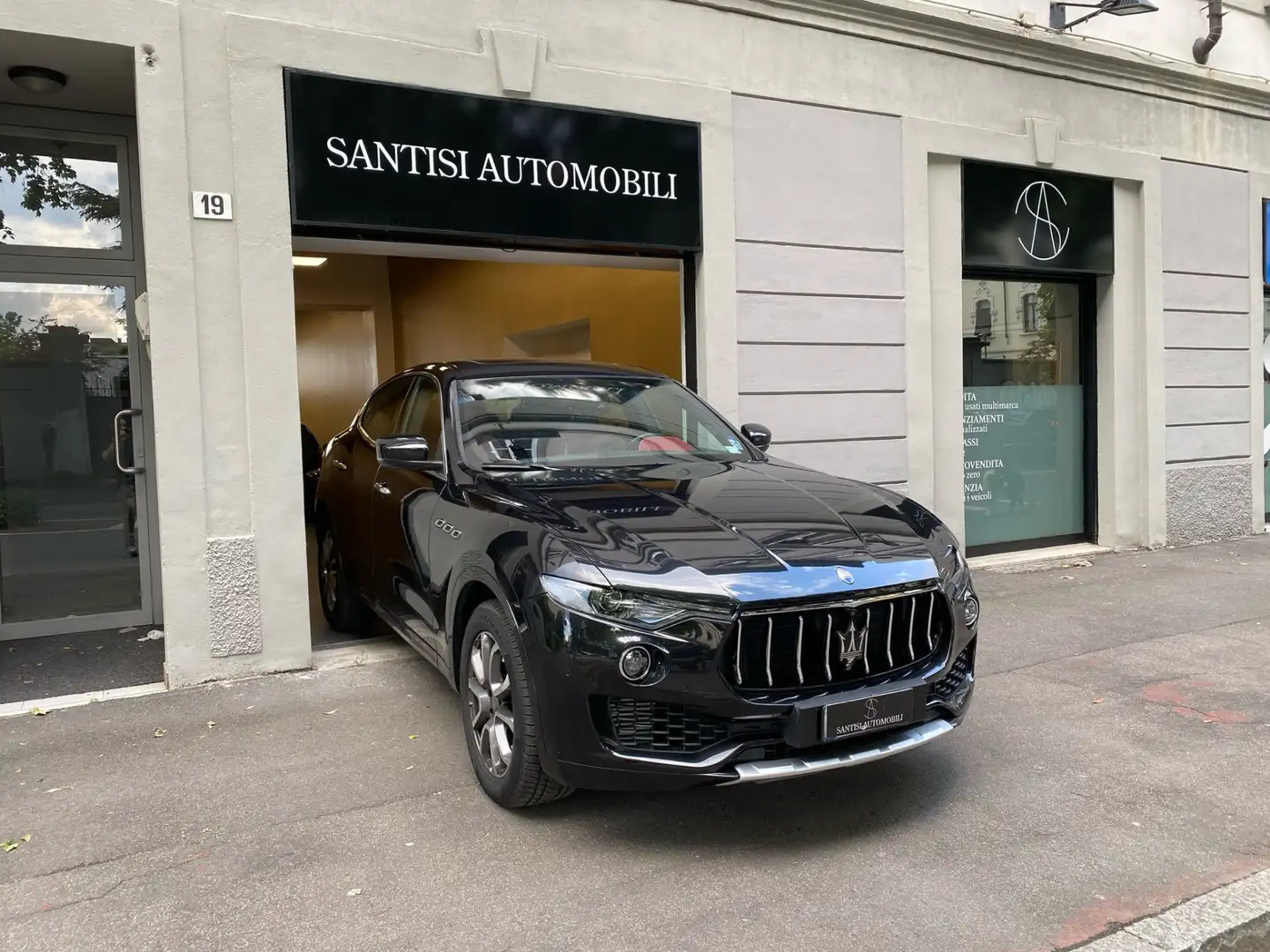 Maserati Levante 3.0 V6 Granlusso 275cv AWD AUTO - 99.000KM!! Schwarz - 1