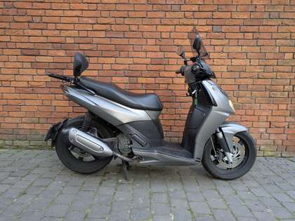 Aprilia Sportcity 300