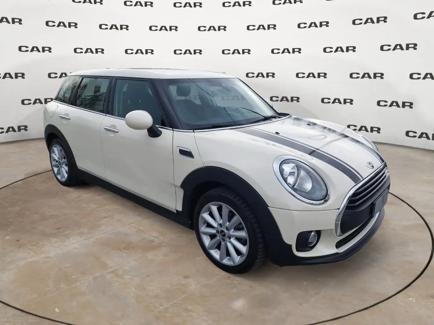 MINI One D Clubman One D Beige - 1