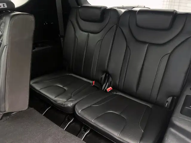 Hyundai Santa Fe view 26