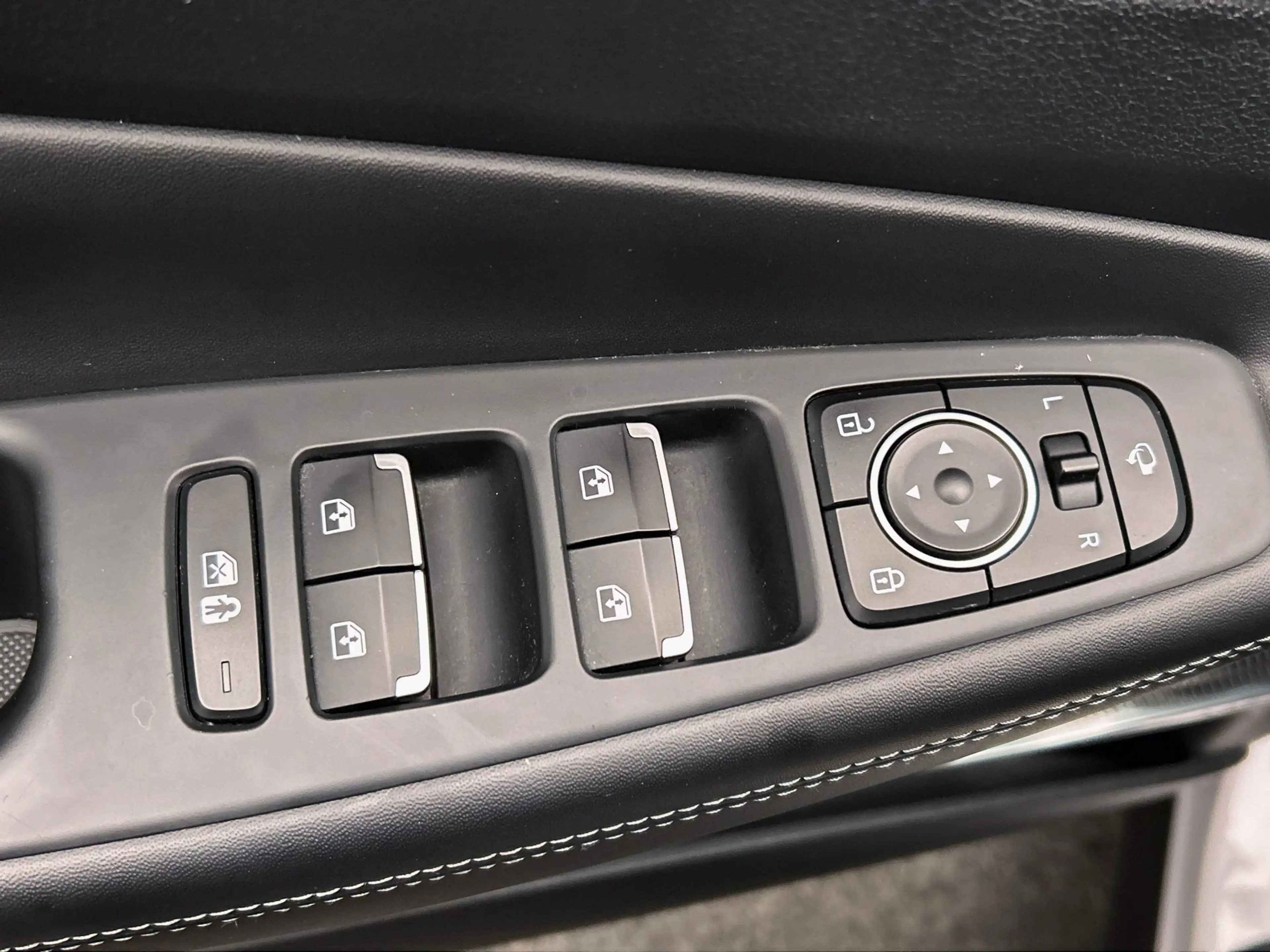 Hyundai SANTA FE 1.6 T-GDI PHEV Premium Plus Sky 7 Persoons | 1e Ei — photo 20