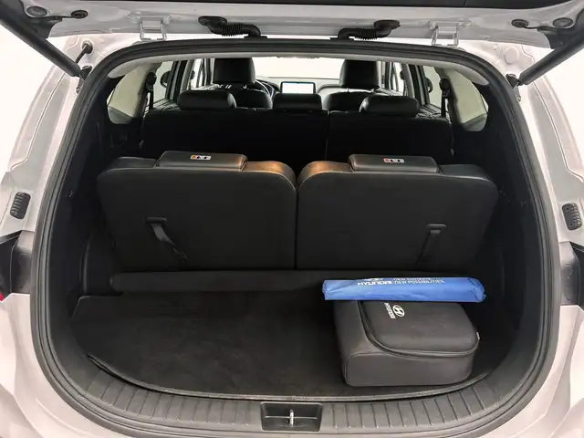 Hyundai Santa Fe view 19