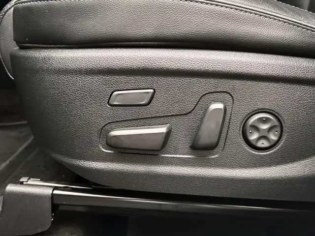 Hyundai Santa Fe view 21