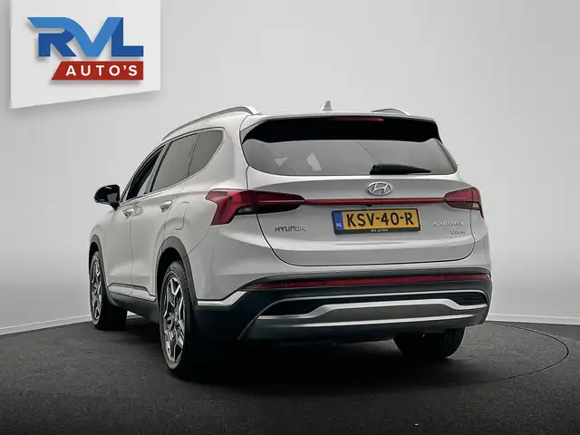 Hyundai Santa Fe view 3