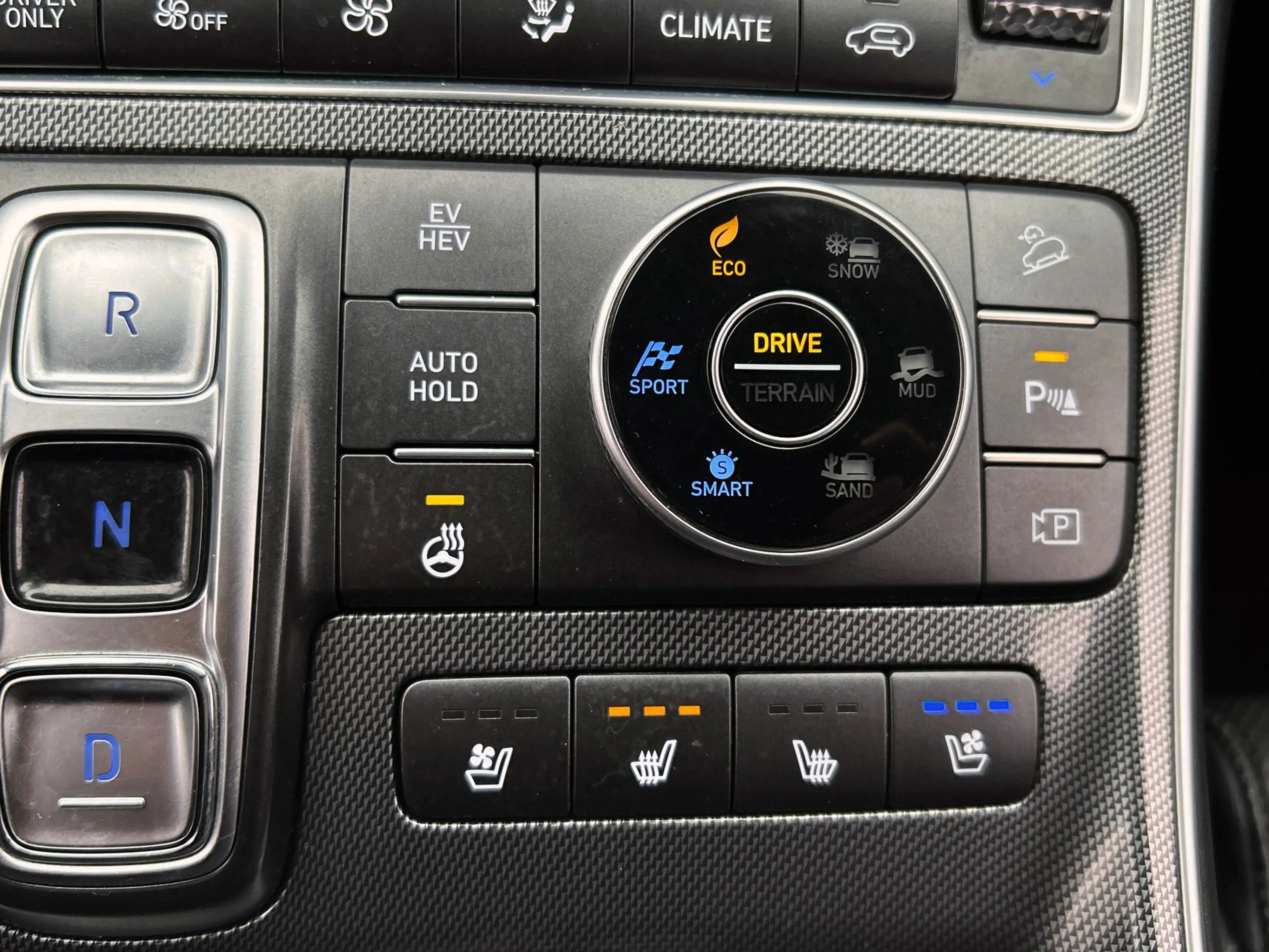 Hyundai SANTA FE 1.6 T-GDI PHEV Premium Plus Sky 7 Persoons | 1e Ei — photo 16