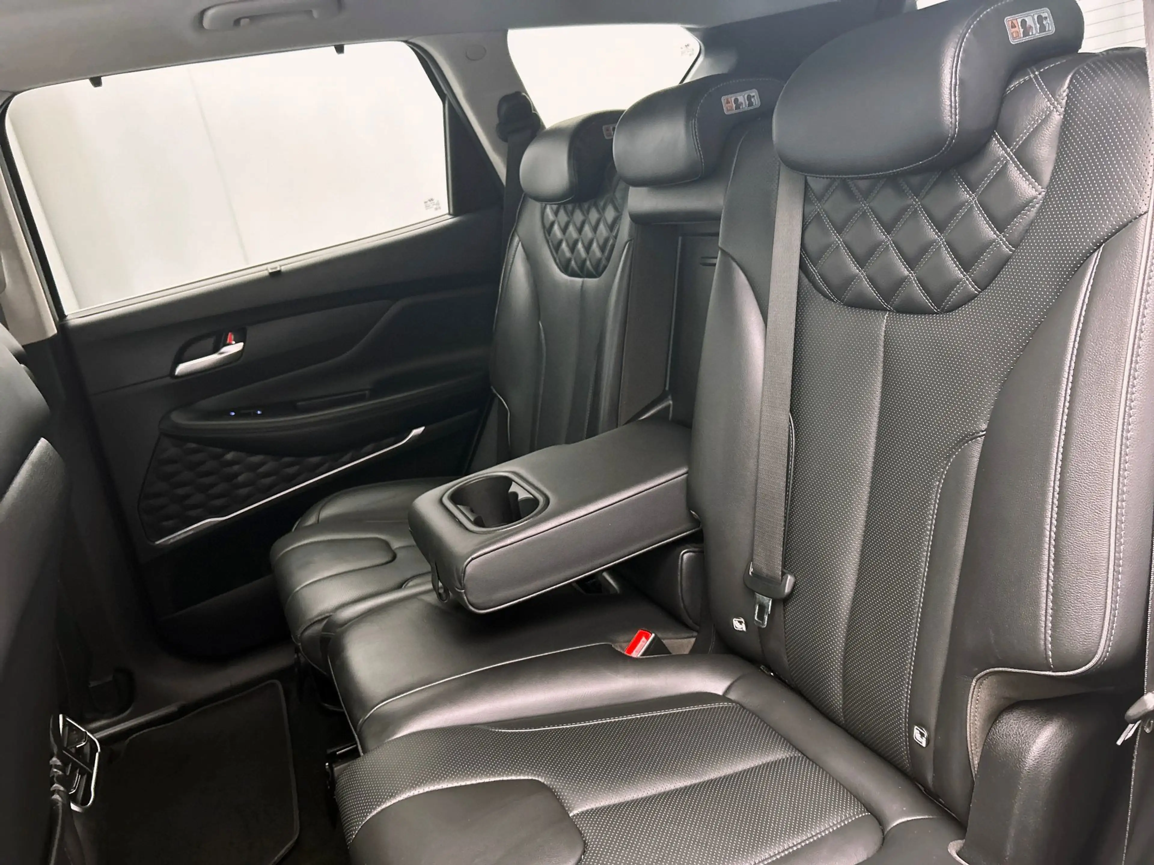 Hyundai SANTA FE 1.6 T-GDI PHEV Premium Plus Sky 7 Persoons | 1e Ei — photo 24