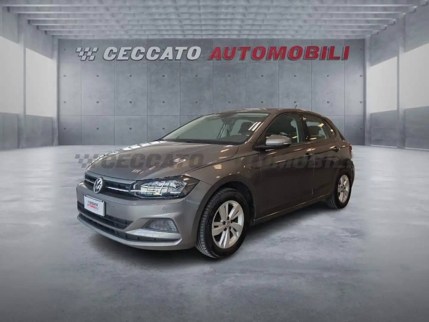 Volkswagen Polo Polo 5p 1.0 tsi Comfortline 95cv Grau - 1