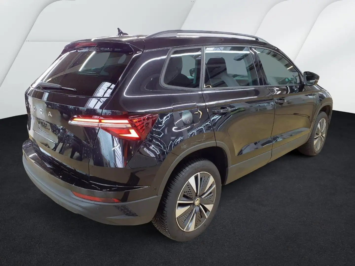 Skoda Karoq Selection 1.5 TSI DSG PANO+ACC+MATRIX+AHK Klima Schwarz - 2