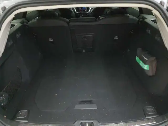 Volvo V60 view 15