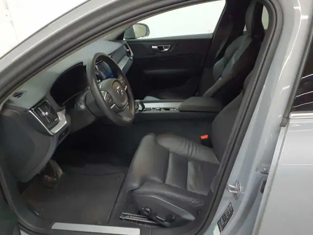 Volvo V60 view 7