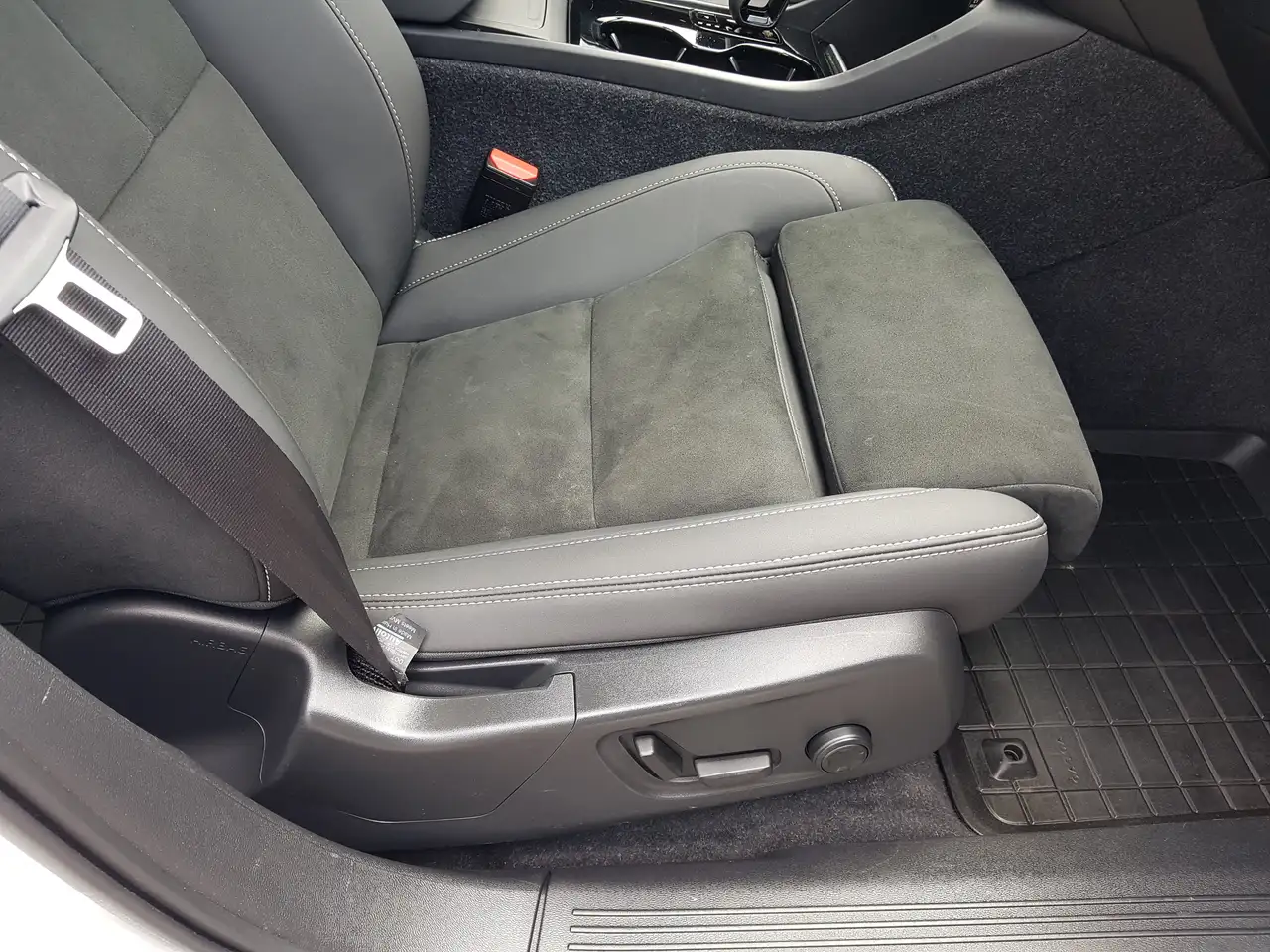 Volvo C40 photo Volvo C40