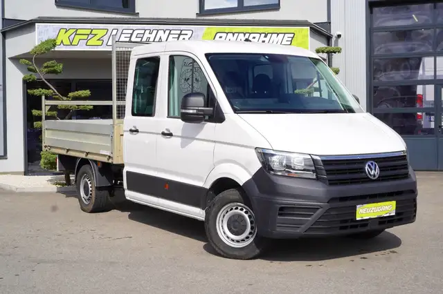 Volkswagen Crafter view 3