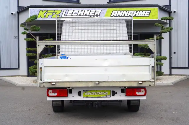 Volkswagen Crafter view 5