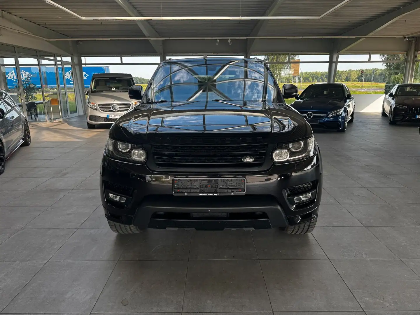 Land Rover Range Rover Sport 3.0 SDV6 Autobiography Dynamic Schwarz - 2