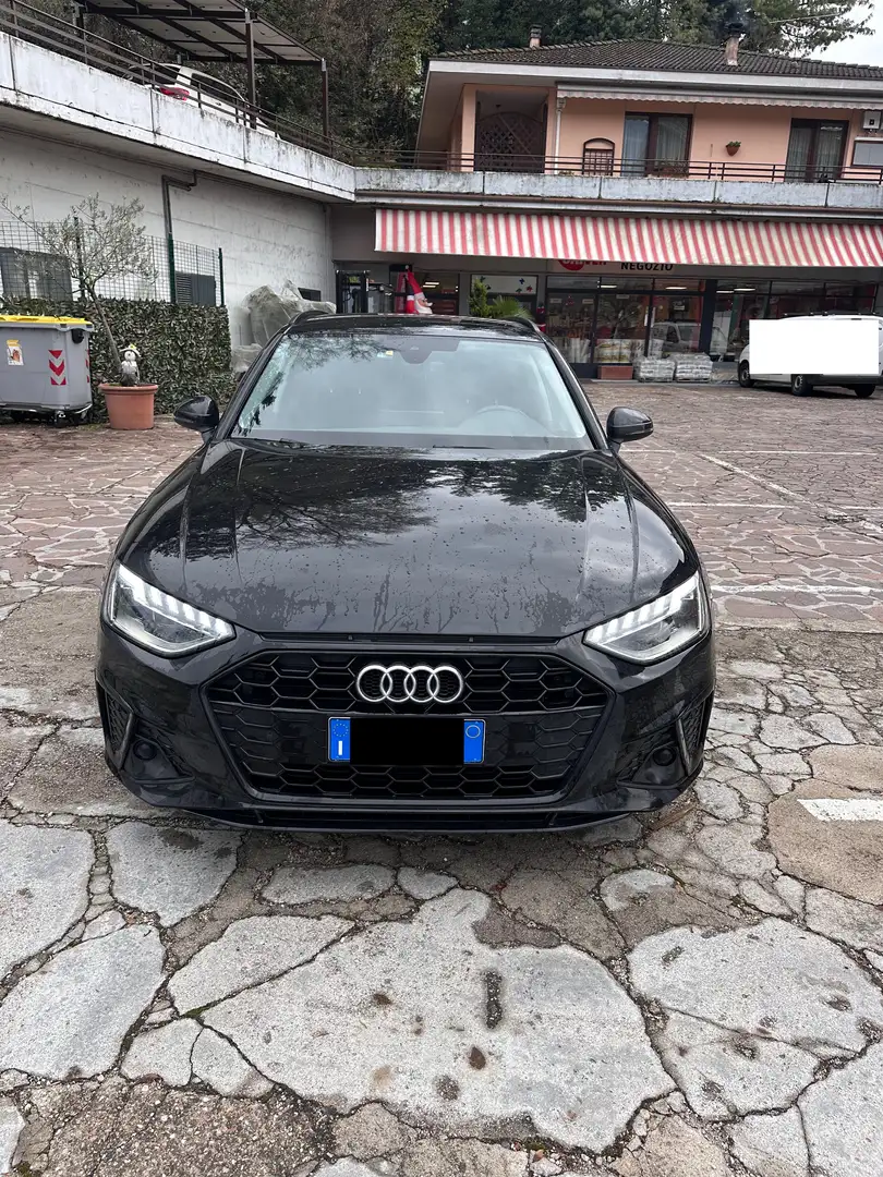 Audi A4 Avant 35 2.0 tdi mhev S Line edition 163cv s-troni - 1