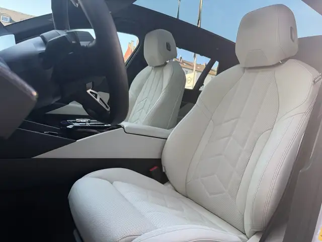BMW M view 12