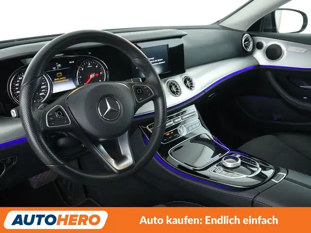 Mercedes-Benz E-Class view 11