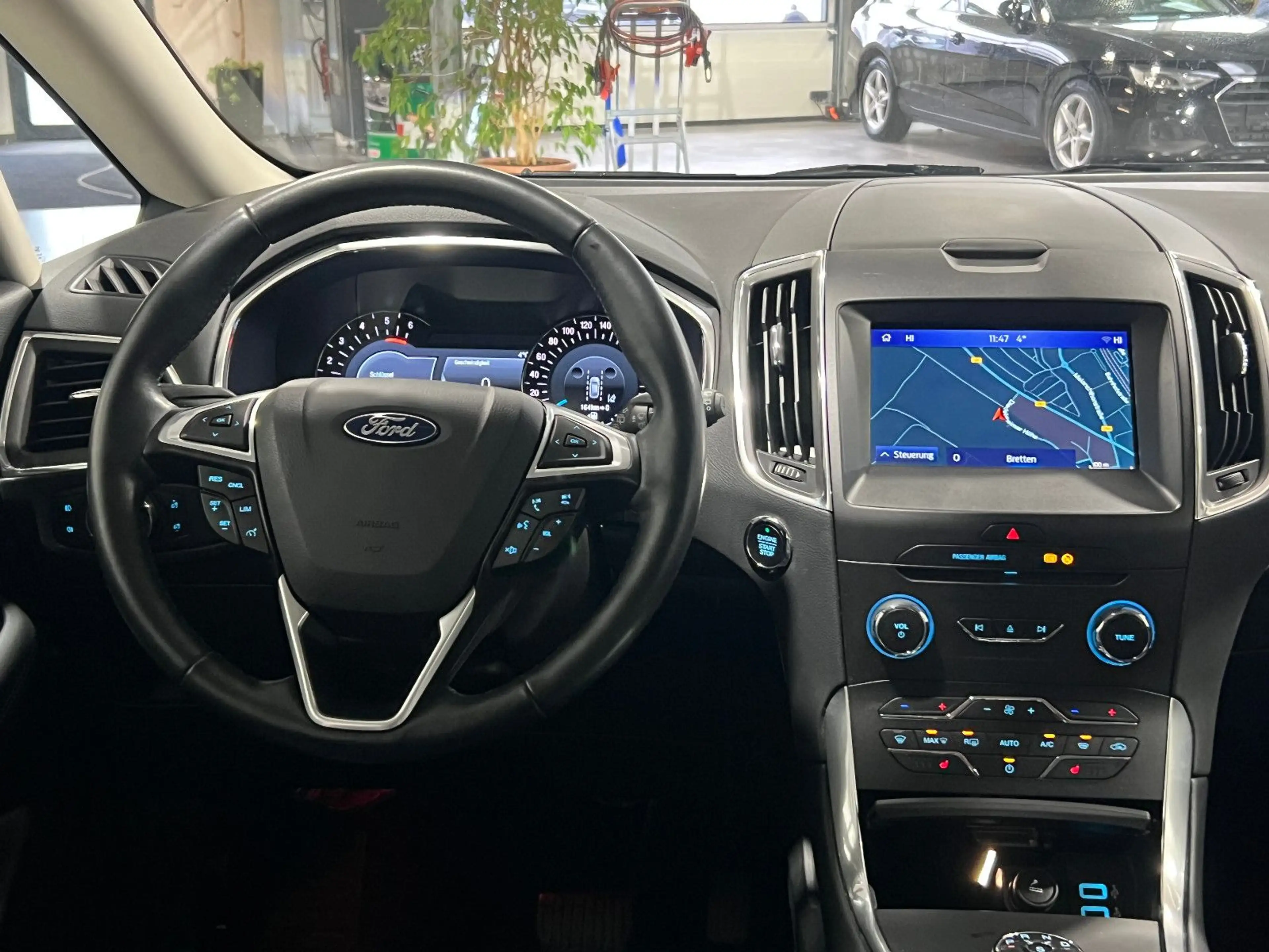 Ford S-Max 2.0 TDCi Automatik **Navi*Kamera*Leder** — photo 11