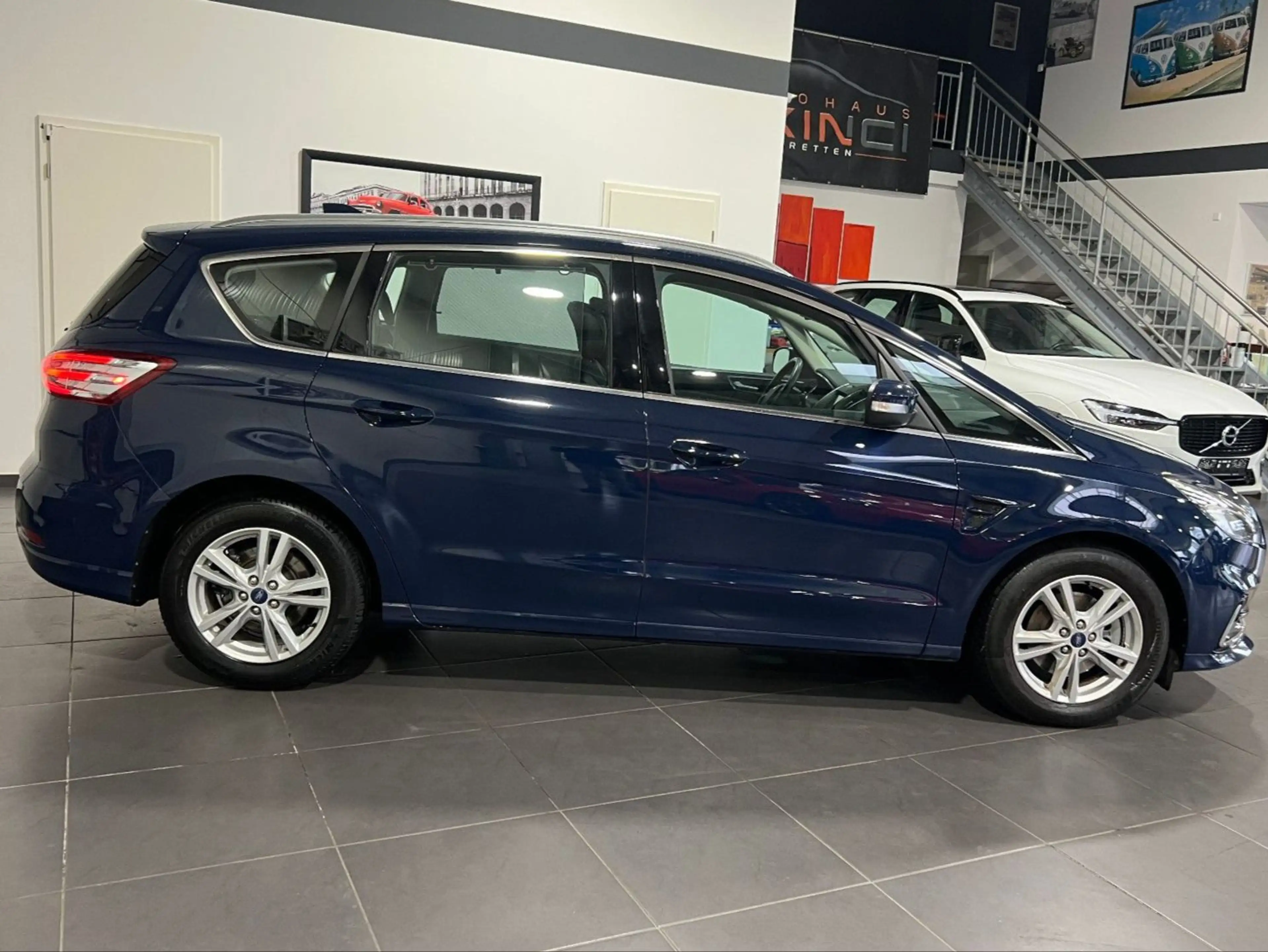 Ford S-Max 2.0 TDCi Automatik **Navi*Kamera*Leder** — photo 7