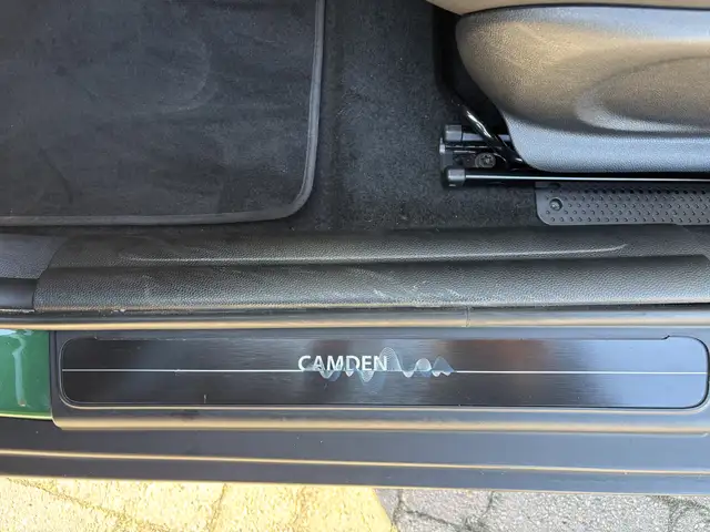 Mini Hatch view 6