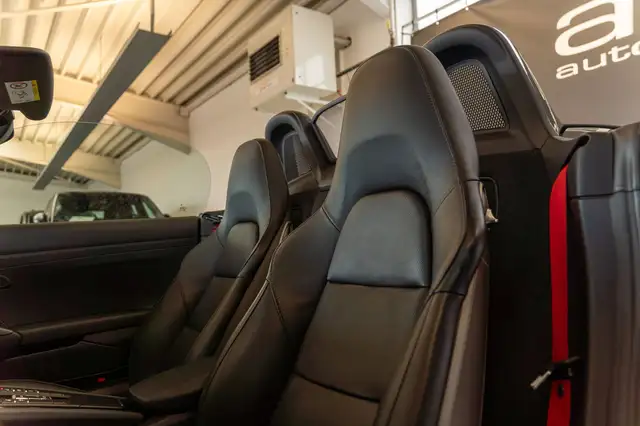 Porsche Boxster view 14