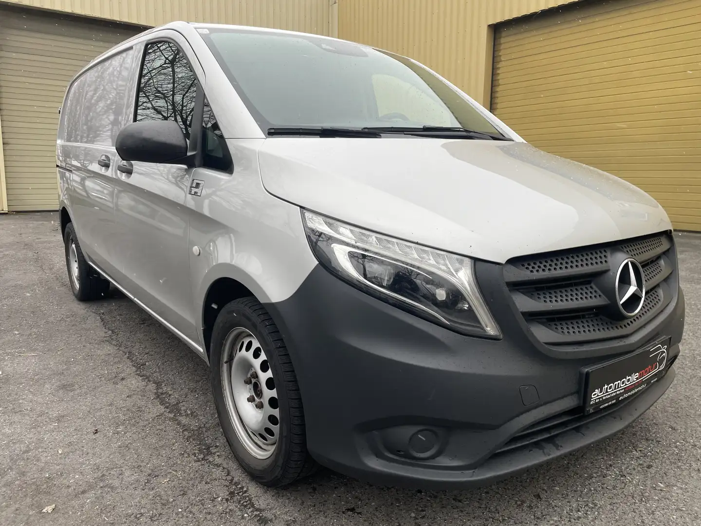 Mercedes-Benz Vito kompakt Automatik Rückfahkamera Grau - 2