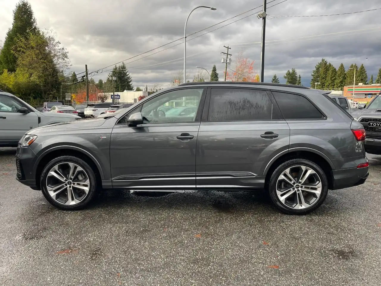 Audi Q7 photo Audi Q7