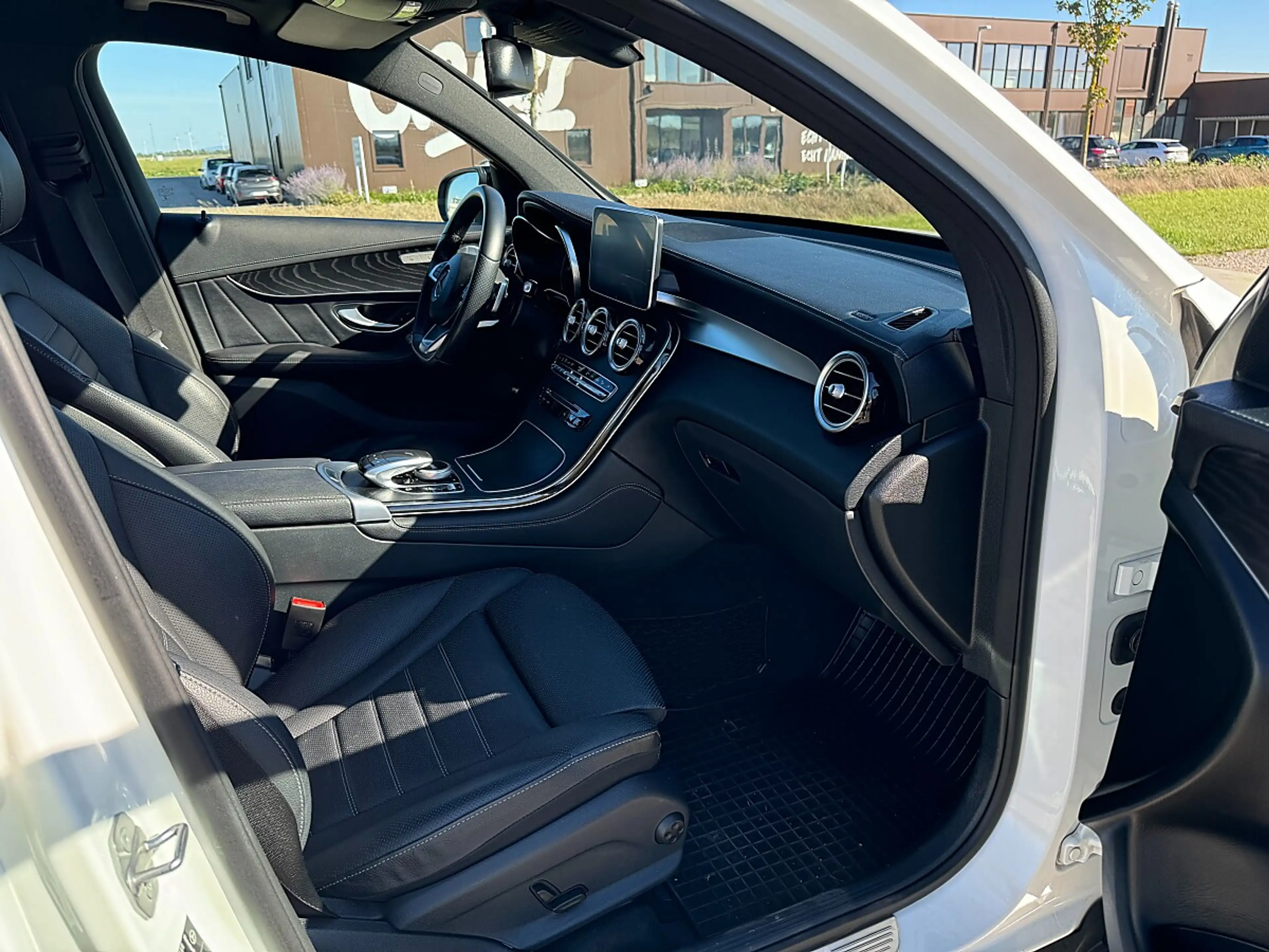 Mercedes-Benz GLC 350 d Coupé 4MATIC Aut.*Eintausch*Finanzierung* — photo 8