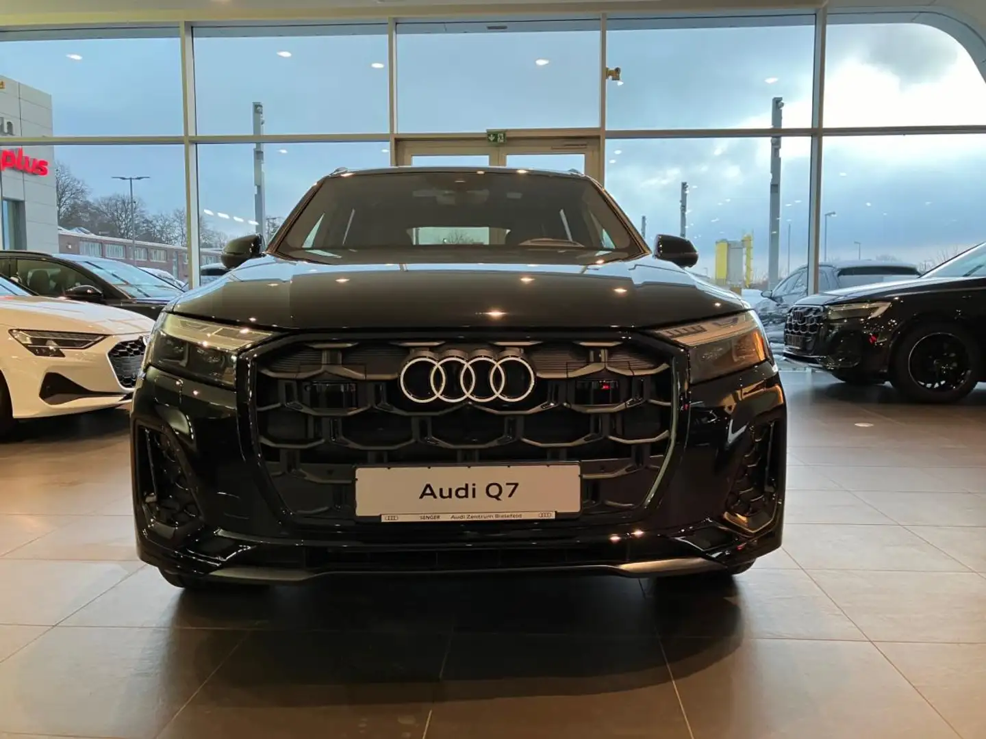 Audi Q7 S line 50TDI quattro Allradlenkung Matrix-LED Schwarz - 2