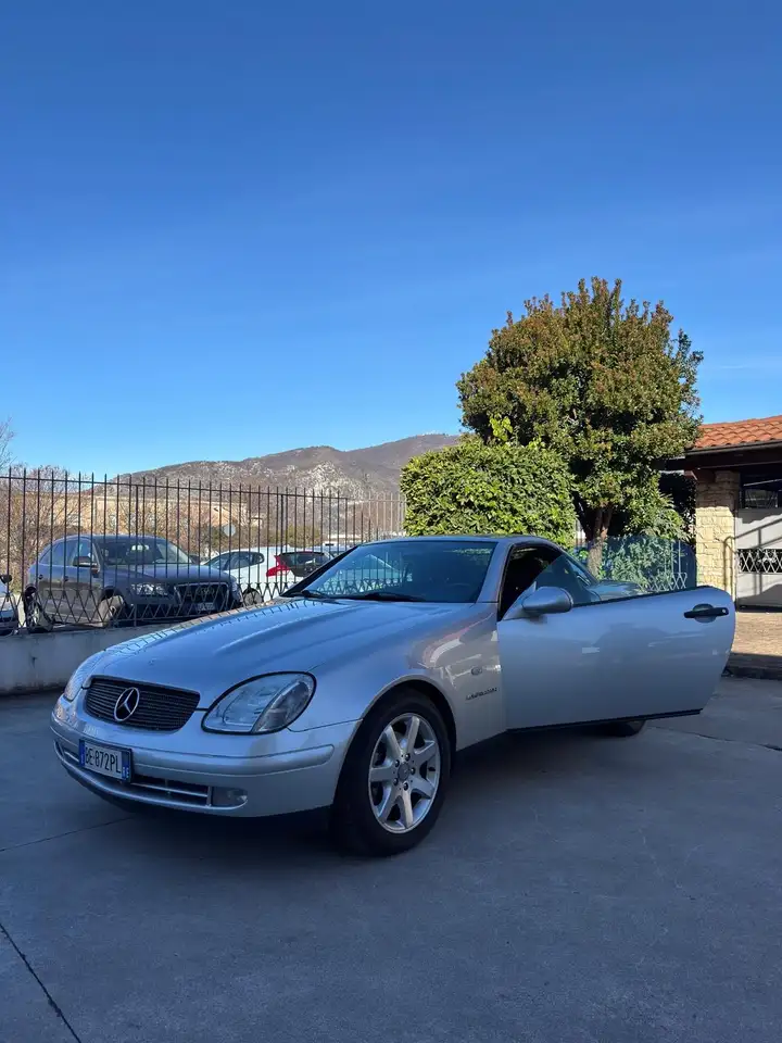 Mercedes-Benz SLK 200