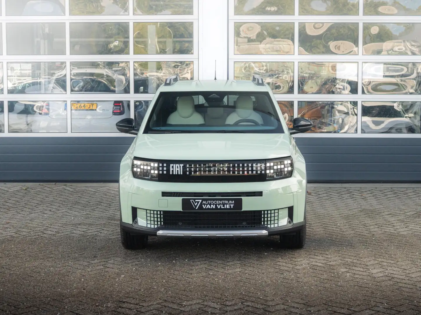 Fiat Grande Panda La Prima 7.4 kW 44 kWh | Uit voorraad leverbaar | Blauw - 2